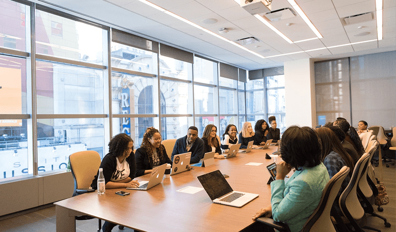 people in meeting 